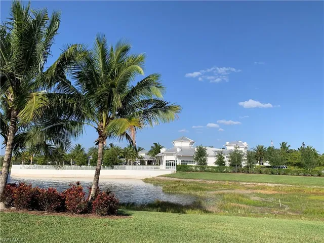 9108 Snowy Owl Way, Naples, Florida 34120
