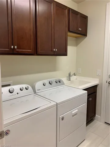 9108 Snowy Owl Way, Naples, Florida 34120