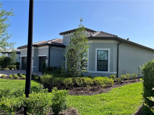 9108 Snowy Owl Way, Naples, Florida 34120