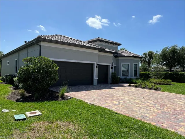9108 Snowy Owl Way, Naples, Florida 34120