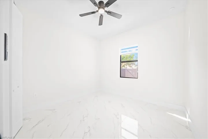 1226 5th Pl, Cape Coral, Florida 33909