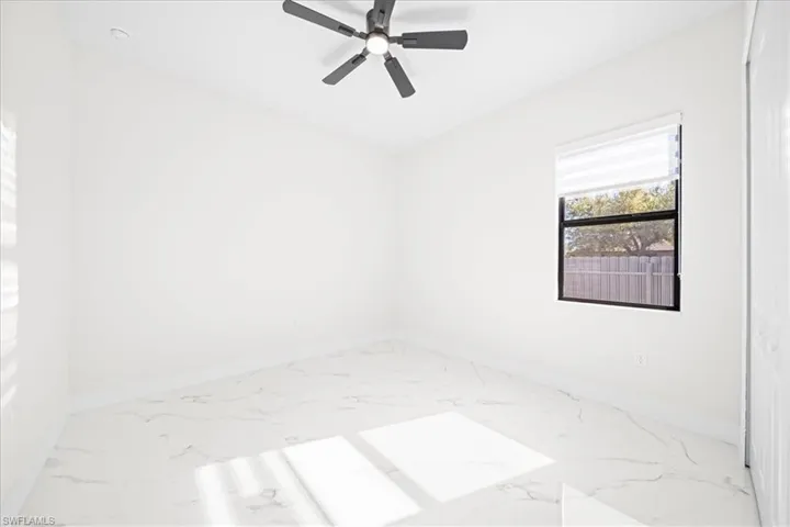 1226 5th Pl, Cape Coral, Florida 33909