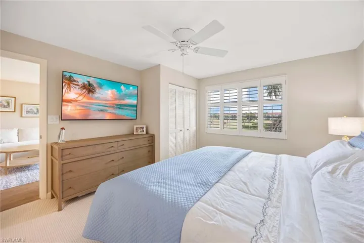 45 High Point Cir S 303, Naples, Florida 34103