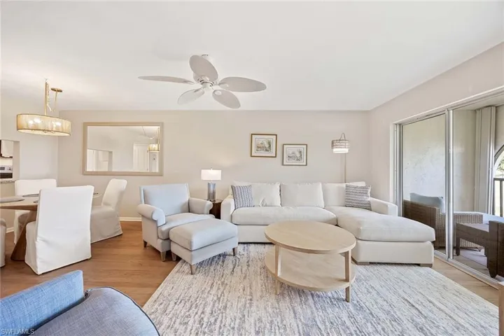 45 High Point Cir S 303, Naples, Florida 34103