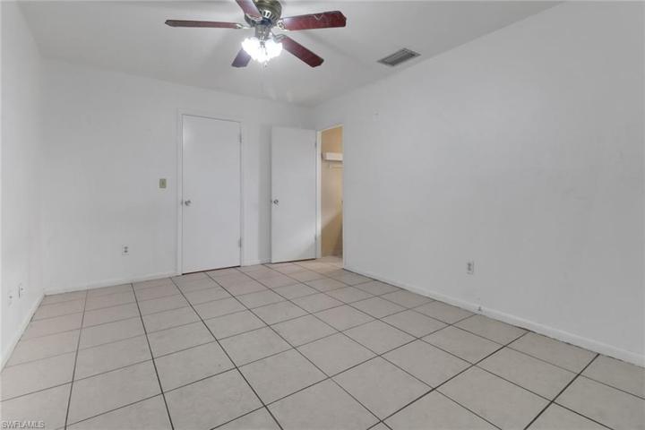 Master Suite / Possible Apartment 2