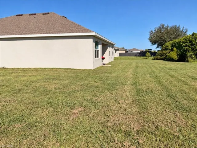 429 Ne Juanita Pl, Cape Coral, Florida 33909