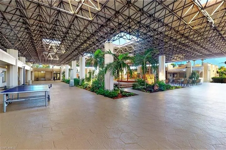 Building lobby featuring a high ceiling