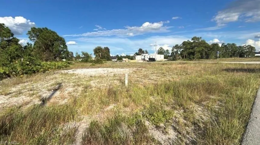 315 Petite Ave, Lehigh Acres, Florida 33974