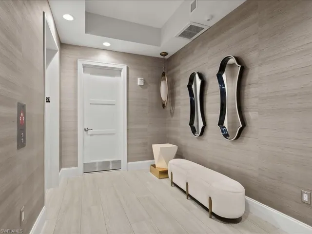 Private Elevator Lobby