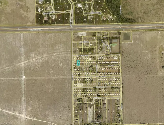 23021  Avenue A  , Alva, FL 33920