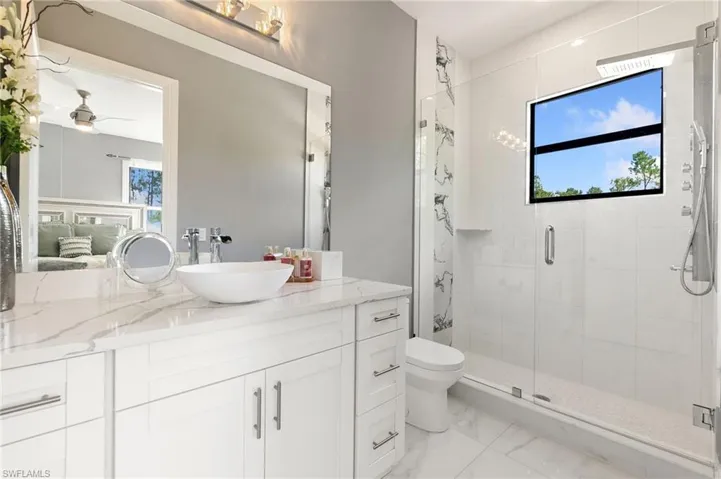 Upstairs Guest Bedroom #3