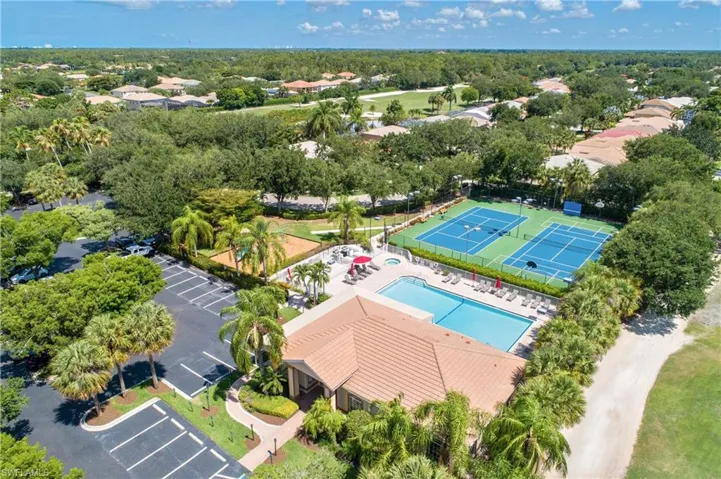 1925 Crestview Way 173, Naples, Florida 34119