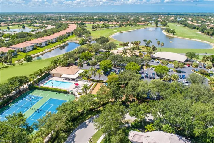 1925 Crestview Way 173, Naples, Florida 34119