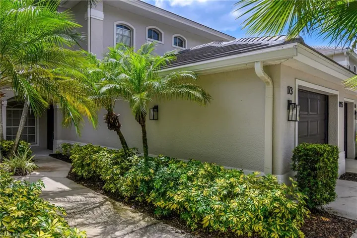 1925 Crestview Way 173, Naples, Florida 34119
