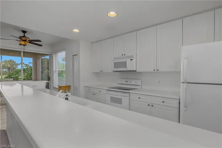 1925 Crestview Way 173, Naples, Florida 34119
