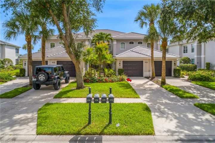 1925 Crestview Way 173, Naples, Florida 34119