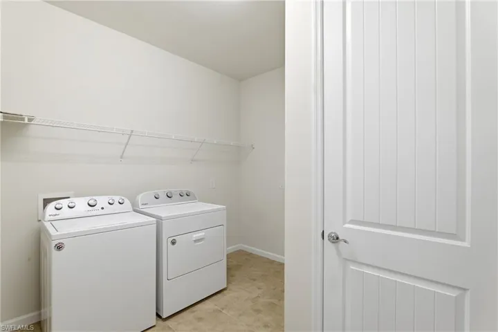 Oversized laundry room