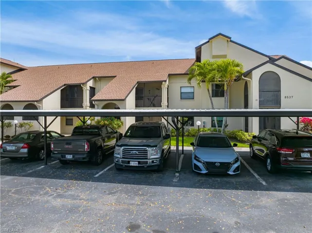 8537 Charter Club Cir # 4, Fort Myers Fl 33919