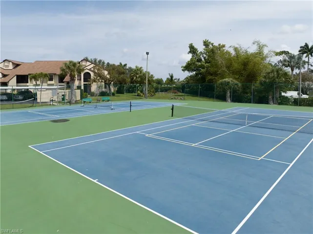 8537 Charter Club Cir # 4, Fort Myers Fl 33919