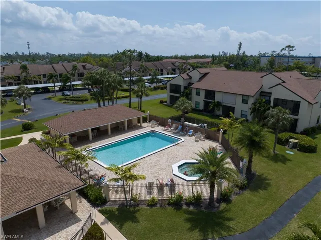 8537 Charter Club Cir # 4, Fort Myers Fl 33919