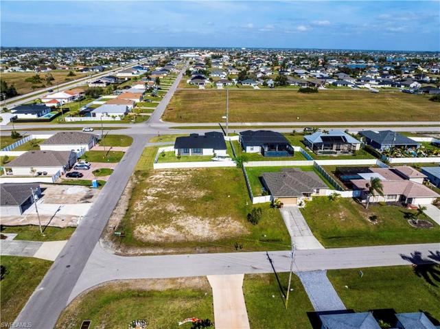 1451 SW Embers TER, CAPE CORAL FL 33991