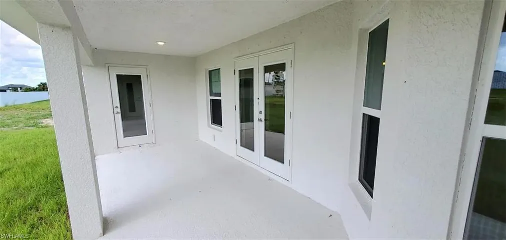 View of patio / terrace with french doors