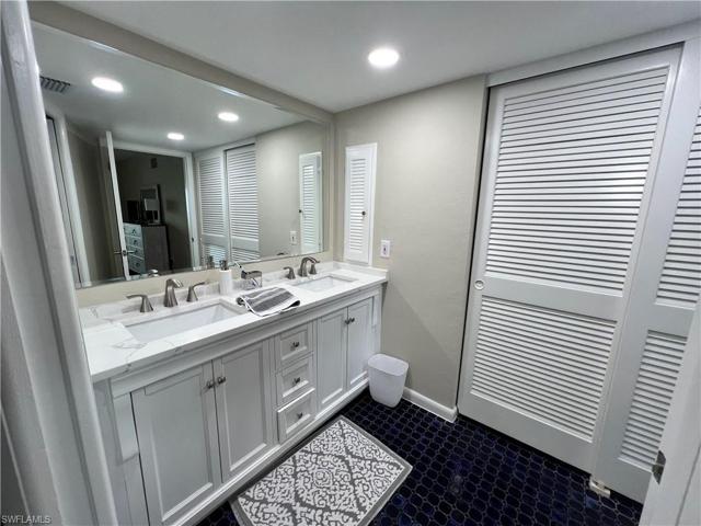 3350 N Key  DR, North Fort Myers, FL 33903