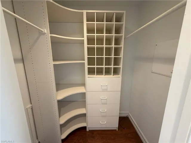 3425 Anton Ct, Naples, Florida 34109
