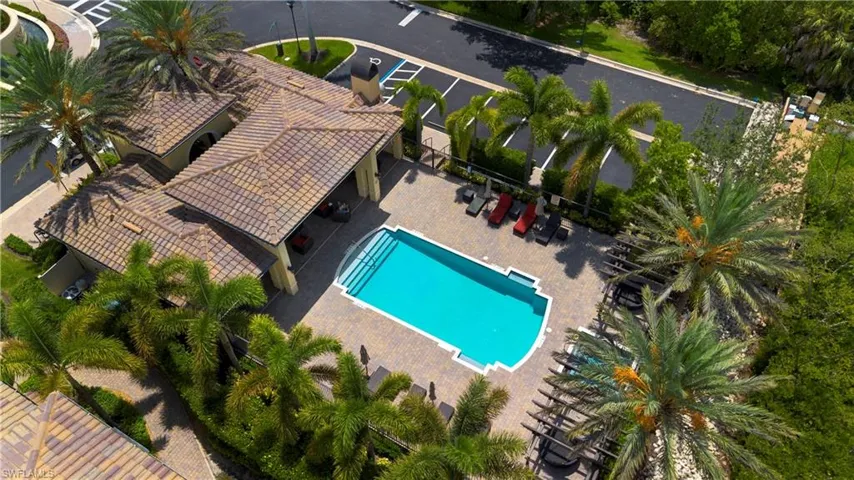 Regatta Landing community pool and amenity center!