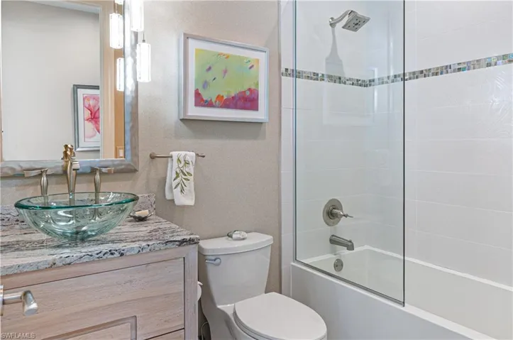 guest full bathroom