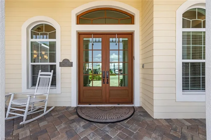 2213 Se 19th Ave, Cape Coral, Florida 33990