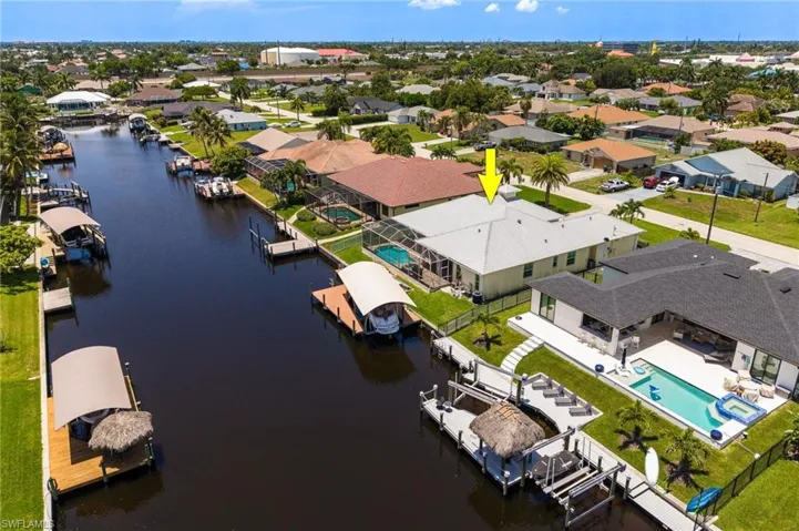 2213 Se 19th Ave, Cape Coral, Florida 33990