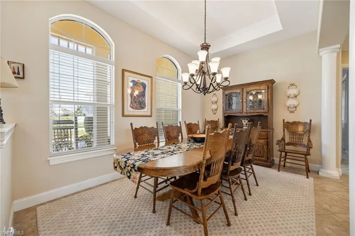 2213 Se 19th Ave, Cape Coral, Florida 33990