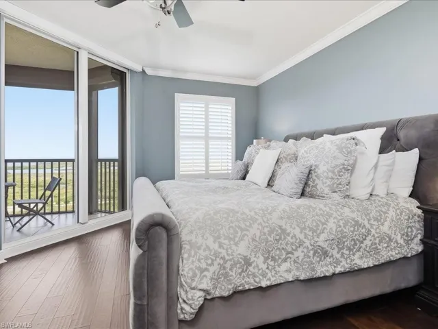 1065 Borghese Ln 2005, Naples, Florida 34114
