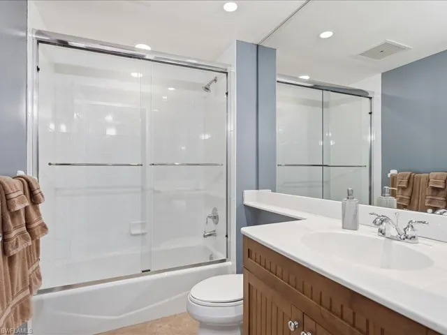 1065 Borghese Ln 2005, Naples, Florida 34114