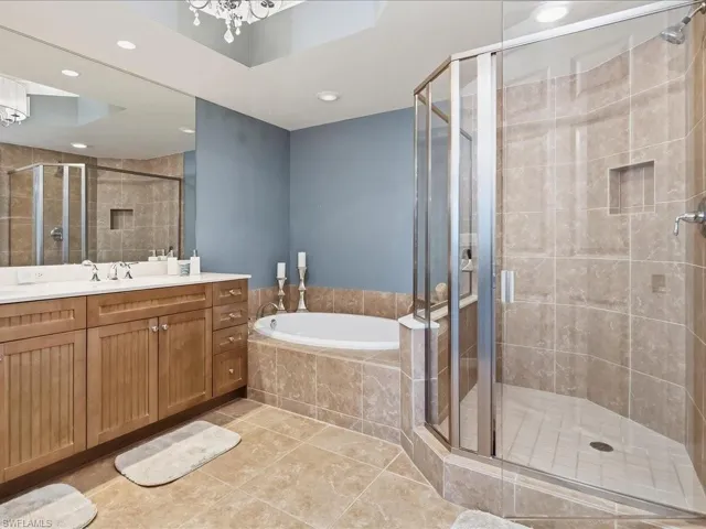 1065 Borghese Ln 2005, Naples, Florida 34114