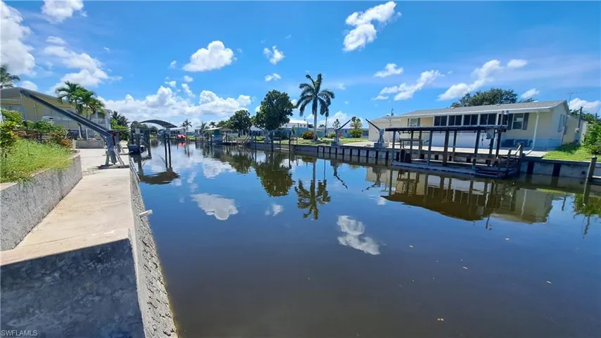 4807 Flamingo Dr, St. James City, Florida 33956