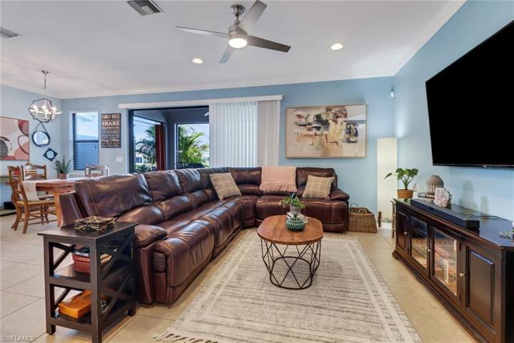14773 Sutherland AVE # 440, NAPLES FL 34119
