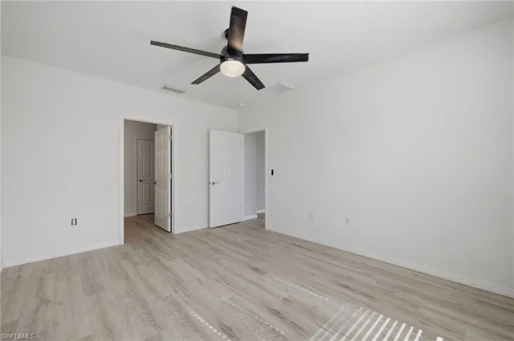 2909 Nw 22nd Ave, Cape Coral, Florida 33993