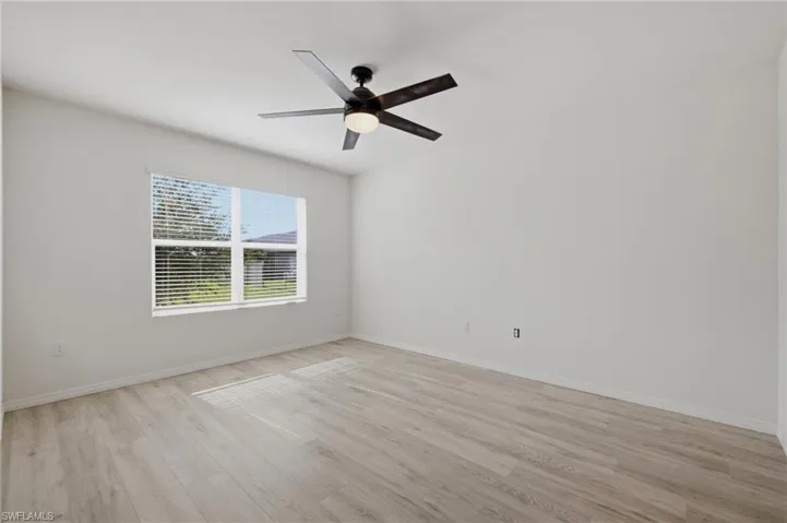 2909 Nw 22nd Ave, Cape Coral, Florida 33993