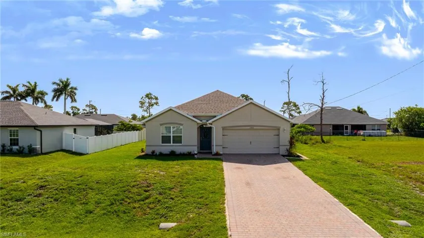 2909 Nw 22nd Ave, Cape Coral, Florida 33993