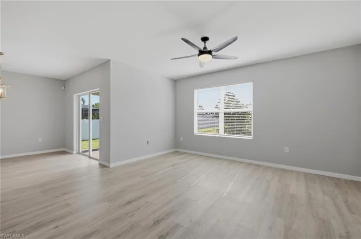 2909 Nw 22nd Ave, Cape Coral, Florida 33993