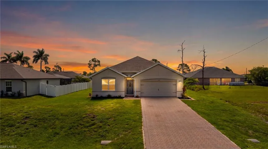 2909 Nw 22nd Ave, Cape Coral, Florida 33993