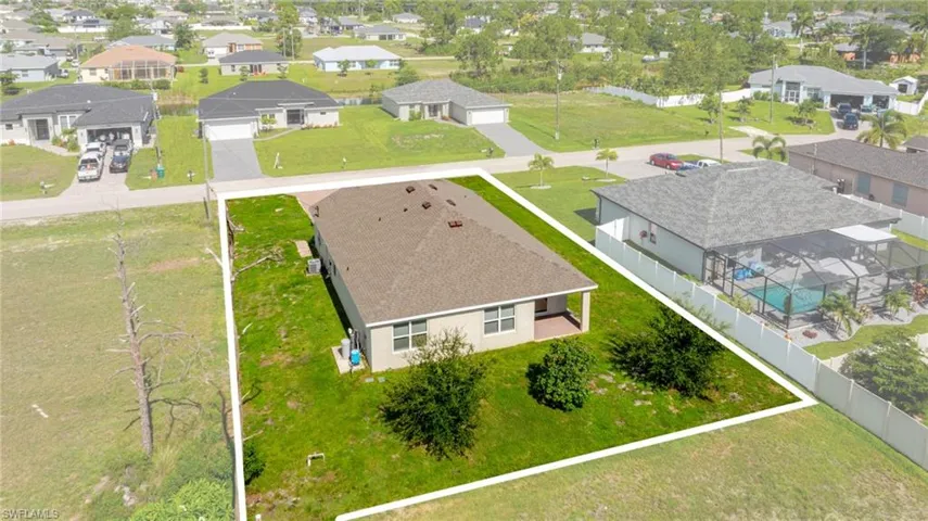2909 Nw 22nd Ave, Cape Coral, Florida 33993