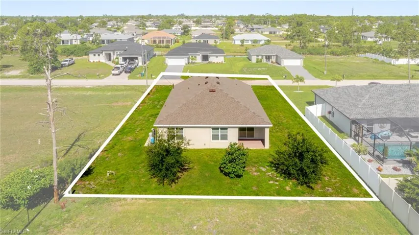 2909 Nw 22nd Ave, Cape Coral, Florida 33993