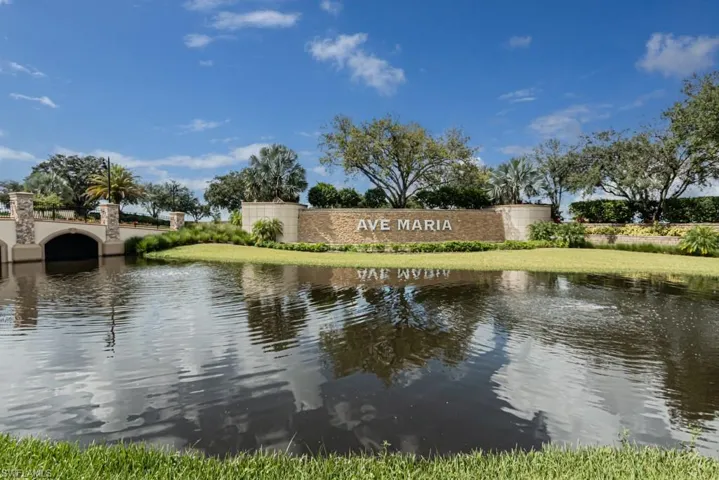 5255 Karlia Dr, Ave Maria, Florida 34142