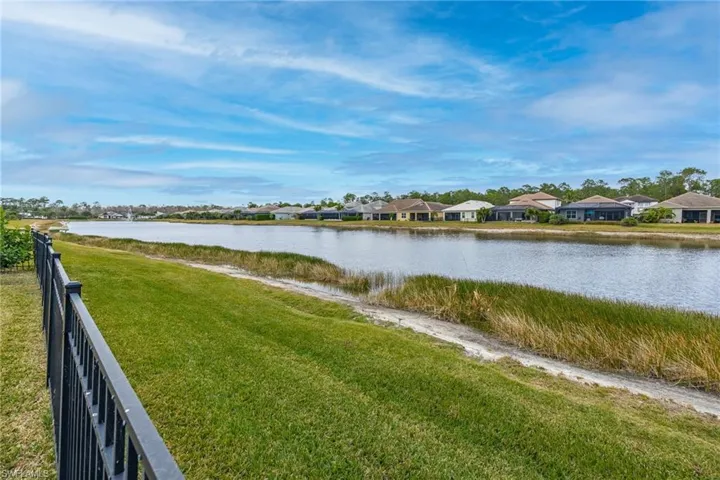 3323  Pilot  CIR, Naples, FL 34120