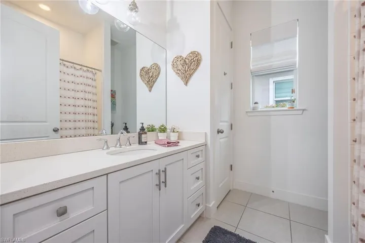 3323  Pilot  CIR, Naples, FL 34120