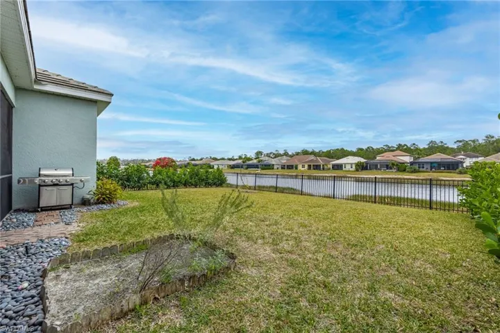 3323  Pilot  CIR, Naples, FL 34120
