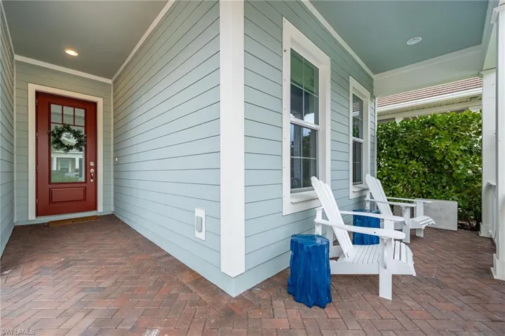 3323  Pilot  CIR, Naples, FL 34120